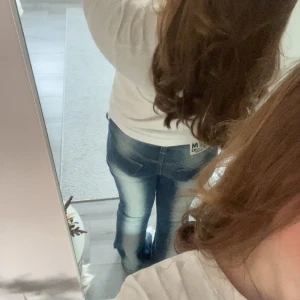 kvarg jeans bootcut  - säljer då de inte kommer till användning och sitter lite konstigt på mig 💕