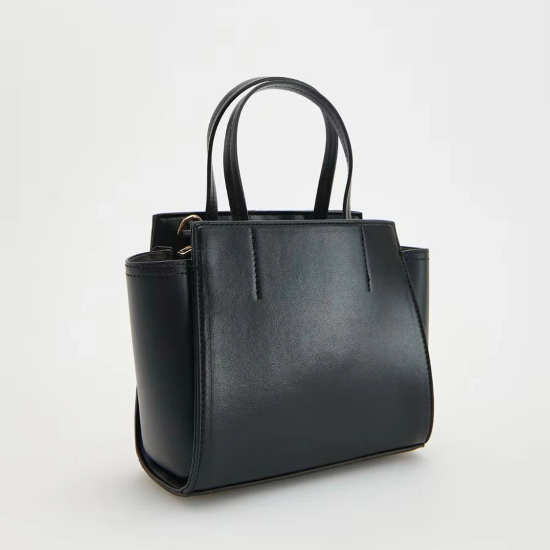 Svart handväska med axelrem - Zara - 1