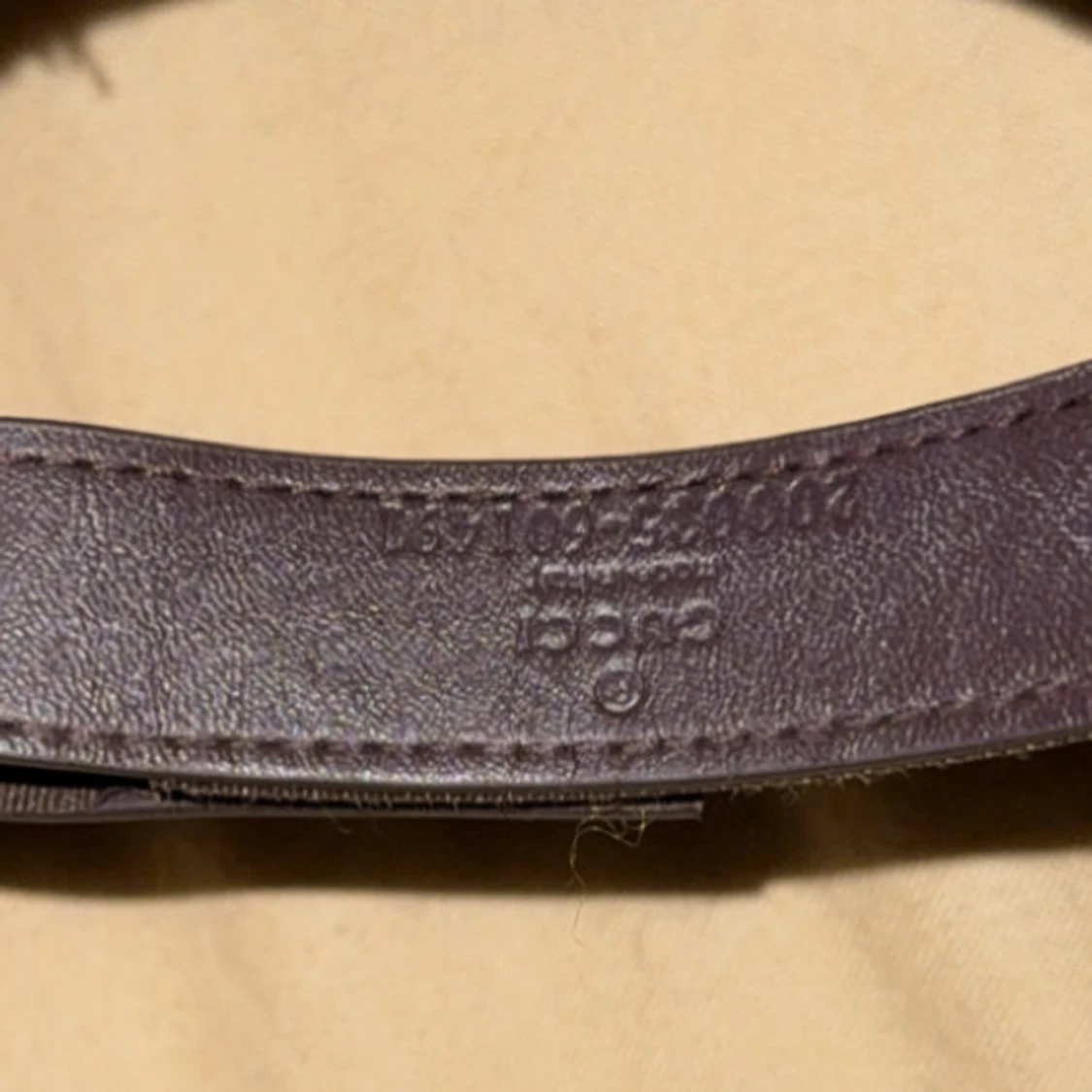 Beige keps från Gucci med GG-mönster - 2