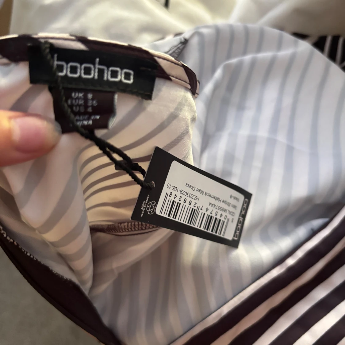 Bal/elegant klänning från Boohoo - 2