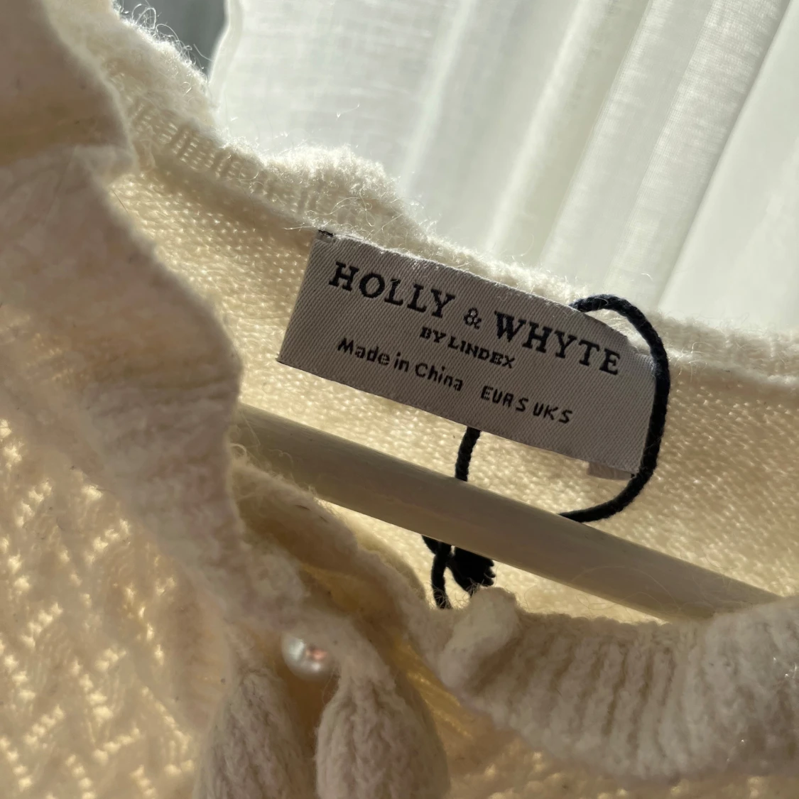 Holly And Whyte - 1