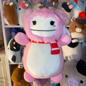 Squishmallows hugmees bigfoot brina - Nyskick- helt ny - importerad därför dyrare - 12”