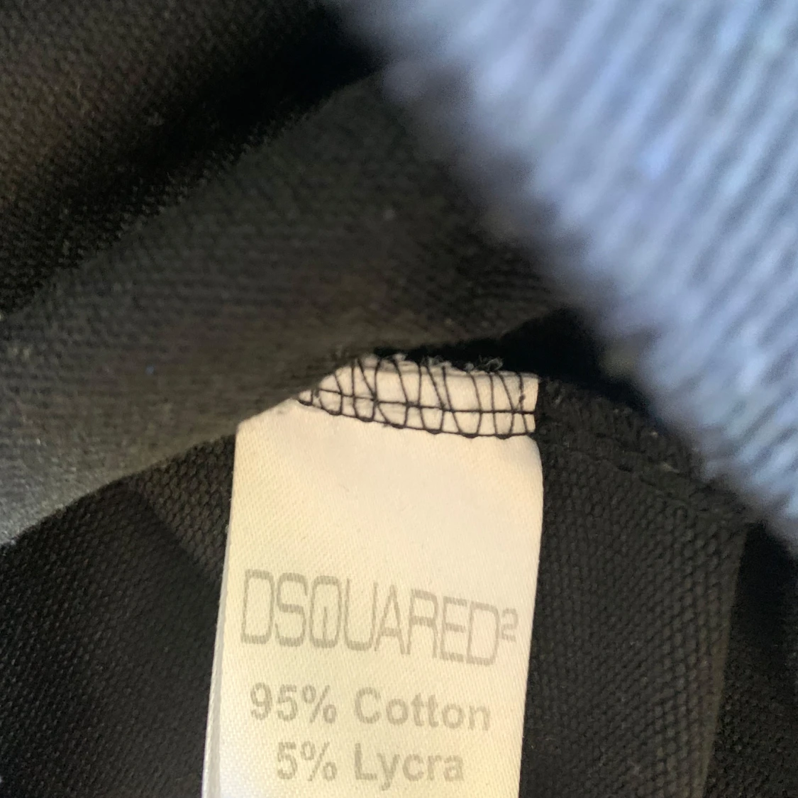 Svart och vit randig tröja från Dsquared2  - 2