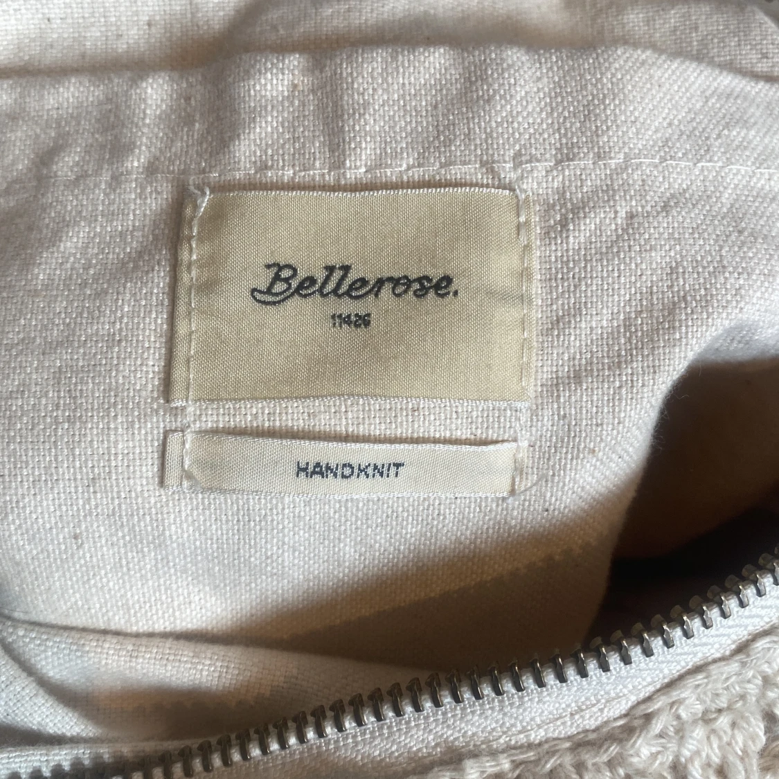 Färgglad handstickad axelväska - 2