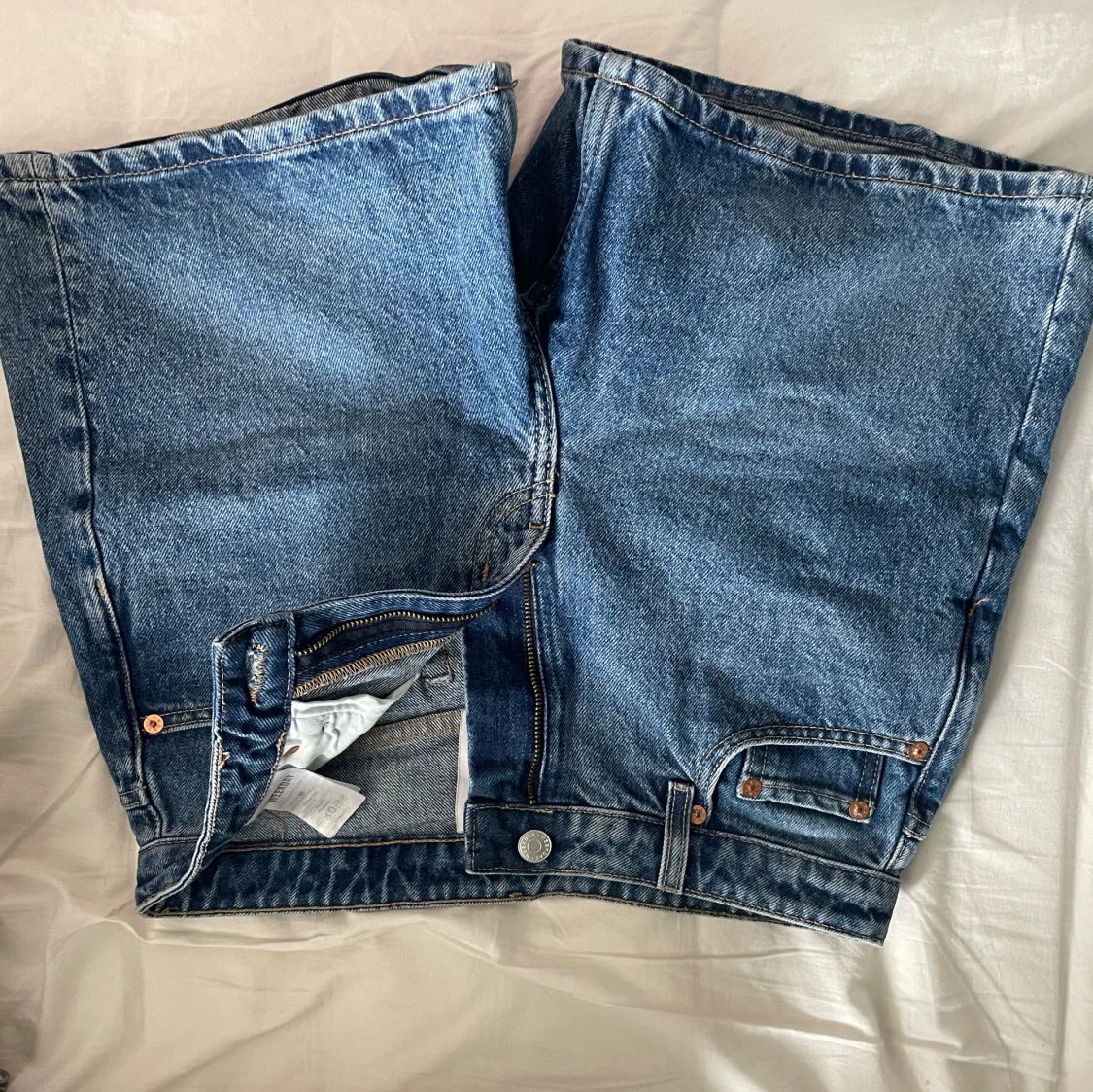 Blå jeansshorts från weekday - 1