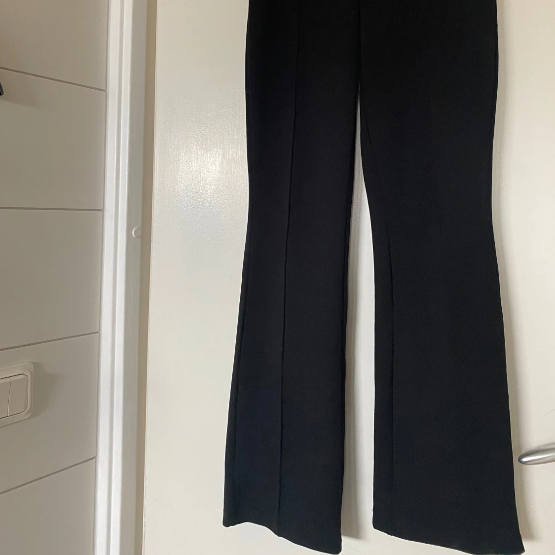 Kostymliknande byxor - 1