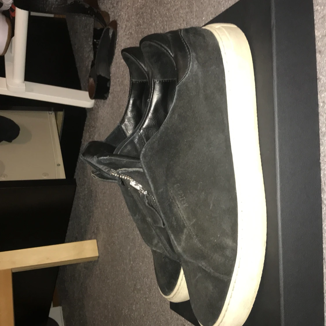 Svarta sneakers från Arigato  - 1