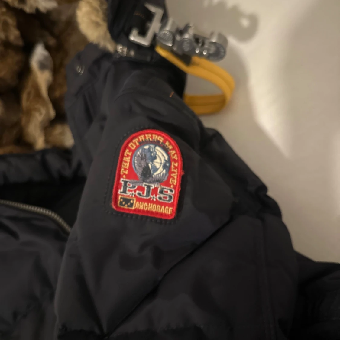 Svart dunjacka från Parajumpers - 1