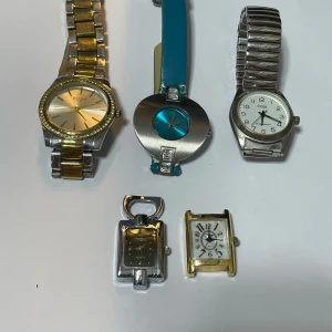 5 Pieces Different Wristwatches/klocka/armbandsur/Untested - 5 different wristwatches that is untested. Overall it looks good but untested if they work. Might only need new battery.