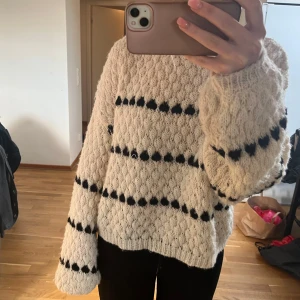 stickad tröja - Mysig stickad tröja 