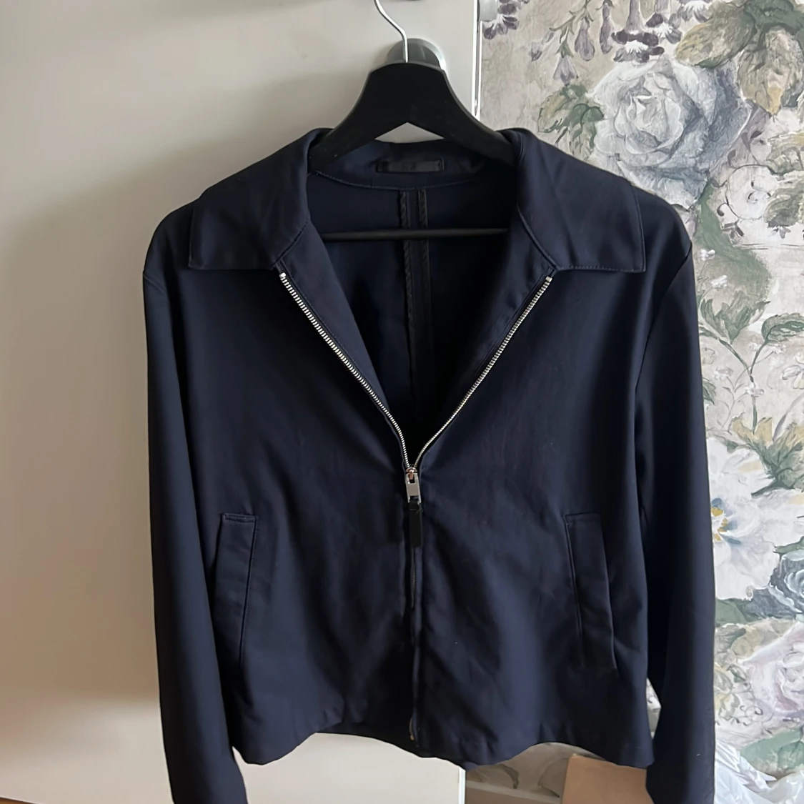 Mörkblå overshirt i mörkblå färg - 1