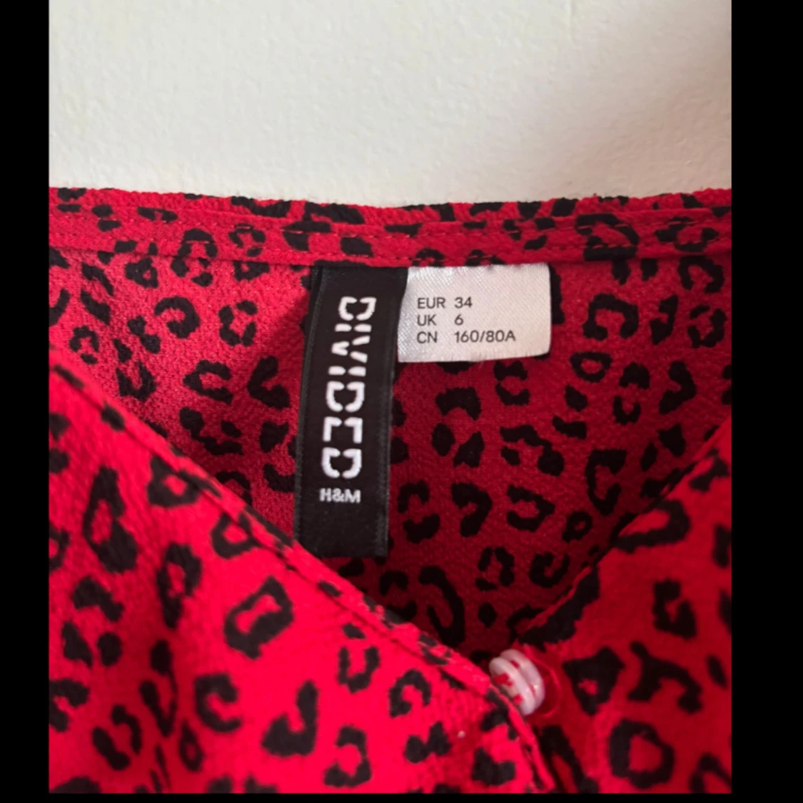 Röd leopardklänning från H&M Divided - 2