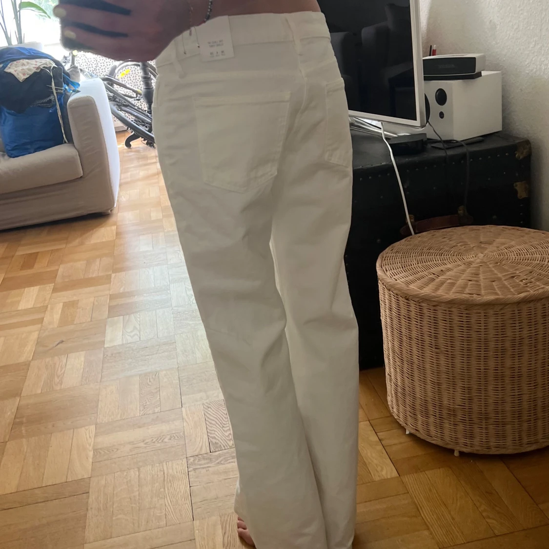 Vita raka byxor med snörning från Zara  - 2