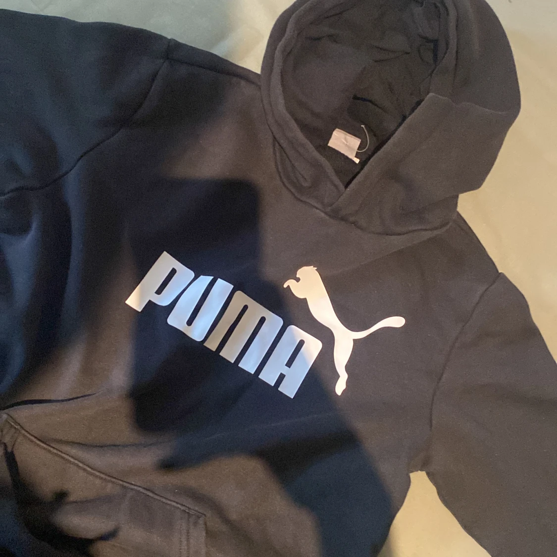 Svart hoodie från Puma med logga - 2