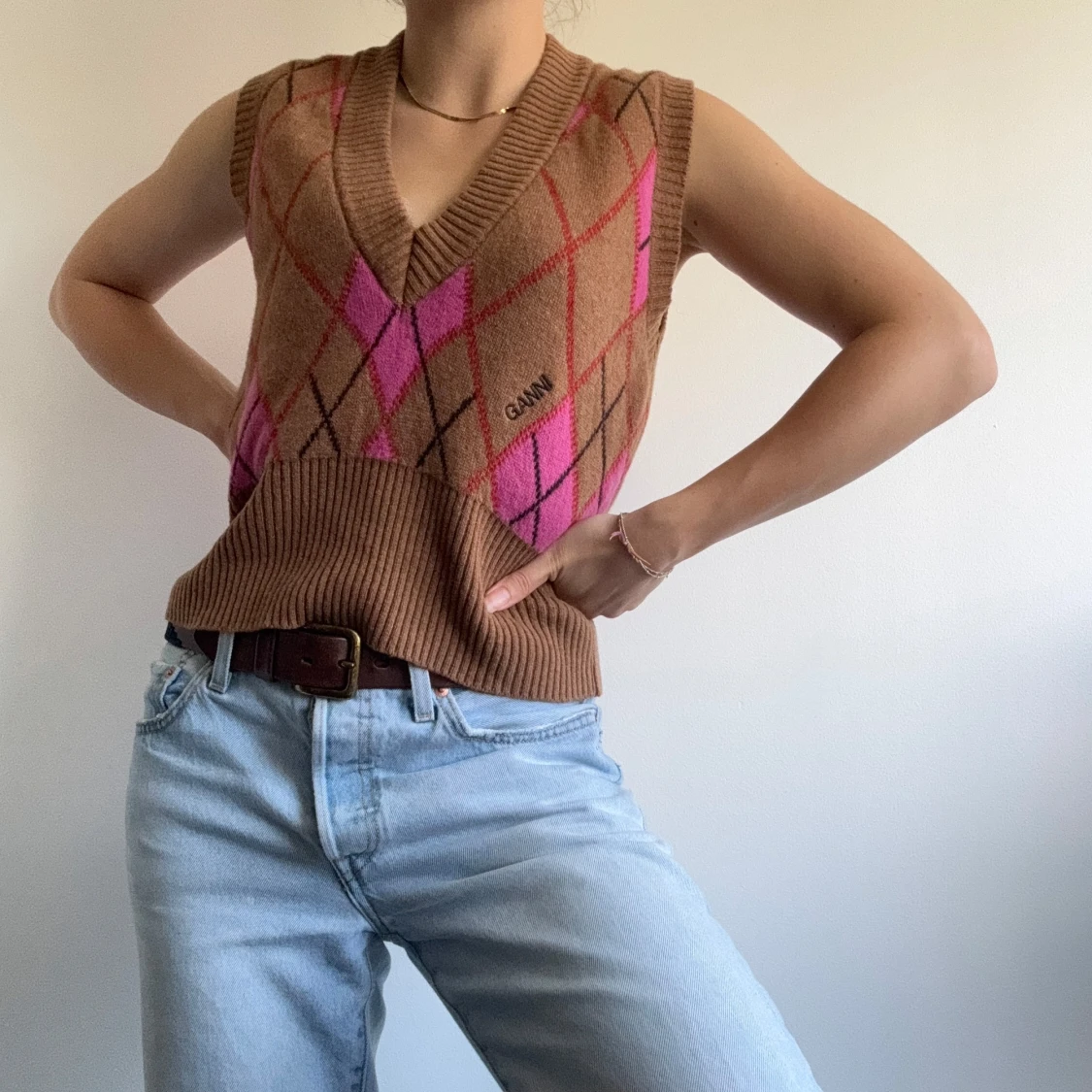 Brun och rosa rutig väst från Ganni - 1