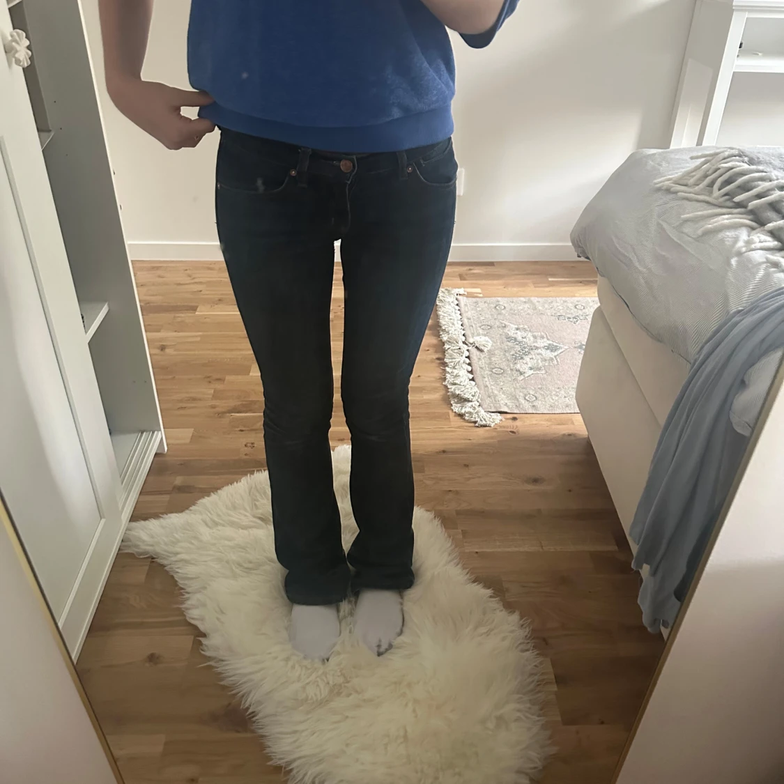 Lågmidjade bootcut jeans från MNG - 1