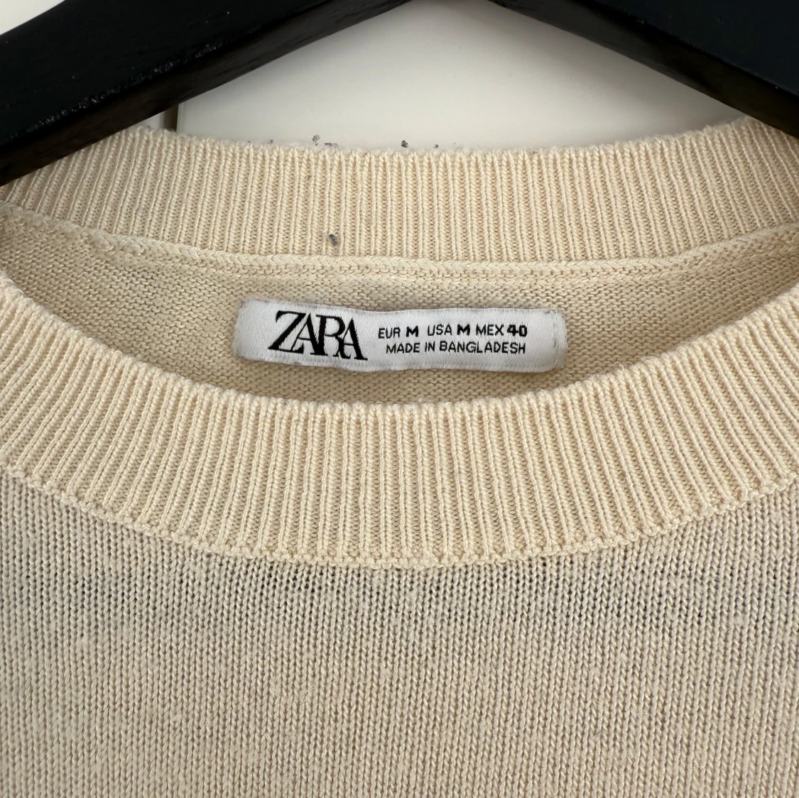 Beige stickad tröja från Zara - 2