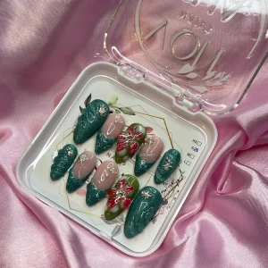 Jade (S);Medium Almond - S: 15 mm, 11,5 mm, 12 mm, 11 mm, 9 mm 