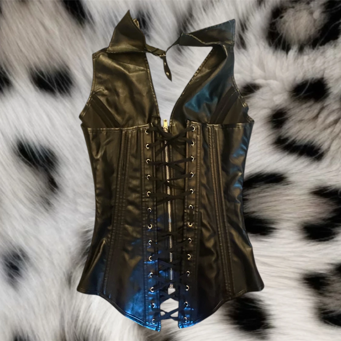 Svart lack korsett - 2