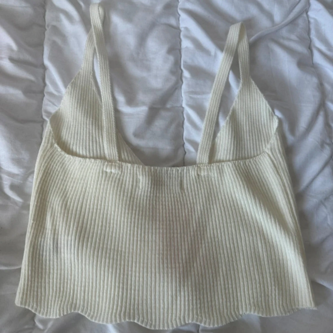 Ribbad vit linnetopp från Missguided - 1