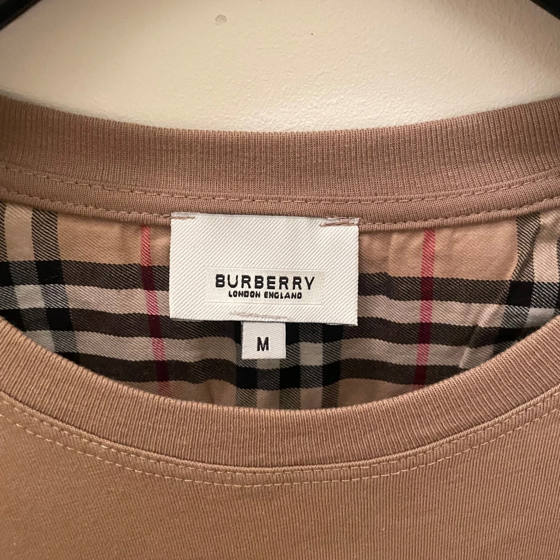Burberry T-shirt med mönster - 1