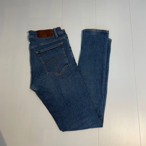 Tiger of sweden jeans  - Tiger of sweden jeans | storlek 30/30 | skick 10/10 | fraktar via PostNord eller Instabox på köparens bekostnad | hör av dig vid funderingar 