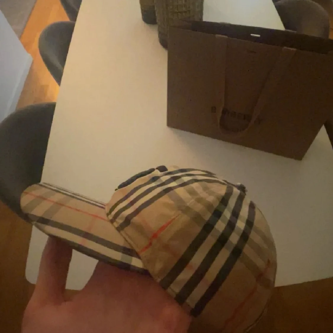 Burberry rutig keps med logga - 3