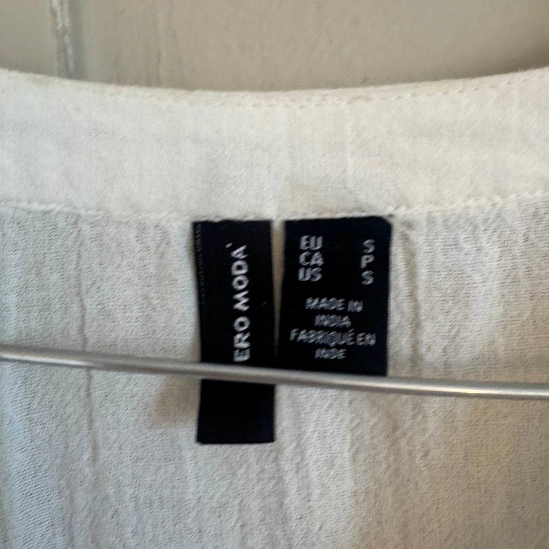 Vit långärmad klänning från Vero Moda - 1