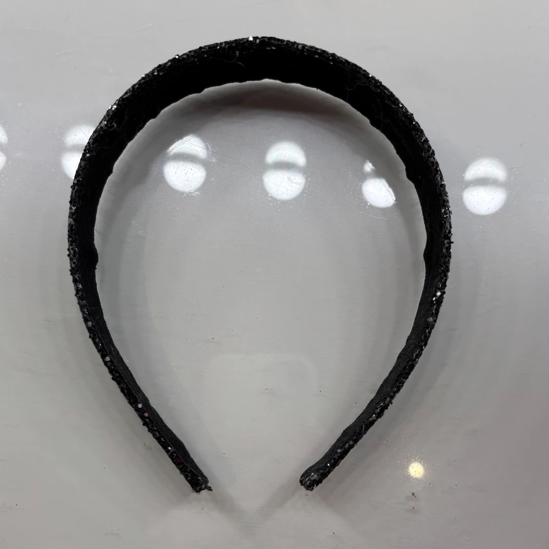 Svart glittrigt diadem - 3