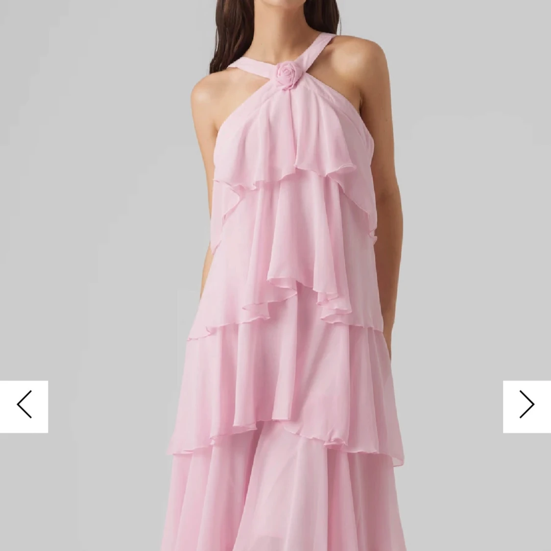 Ljusrosa volangklänning från Vero Moda - 2