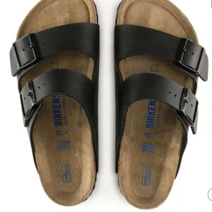 Svarta Birkenstock - Svarta Birkenstock i storlek 38, säljer då de är för små😊
