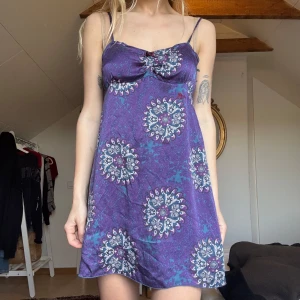 100% Silk Odd Molly dress - 🧿 100% silk dress from Odd Molly, turquoise and purple. Slip dress with adjustable straps. Size 2 so like an xs/s. 