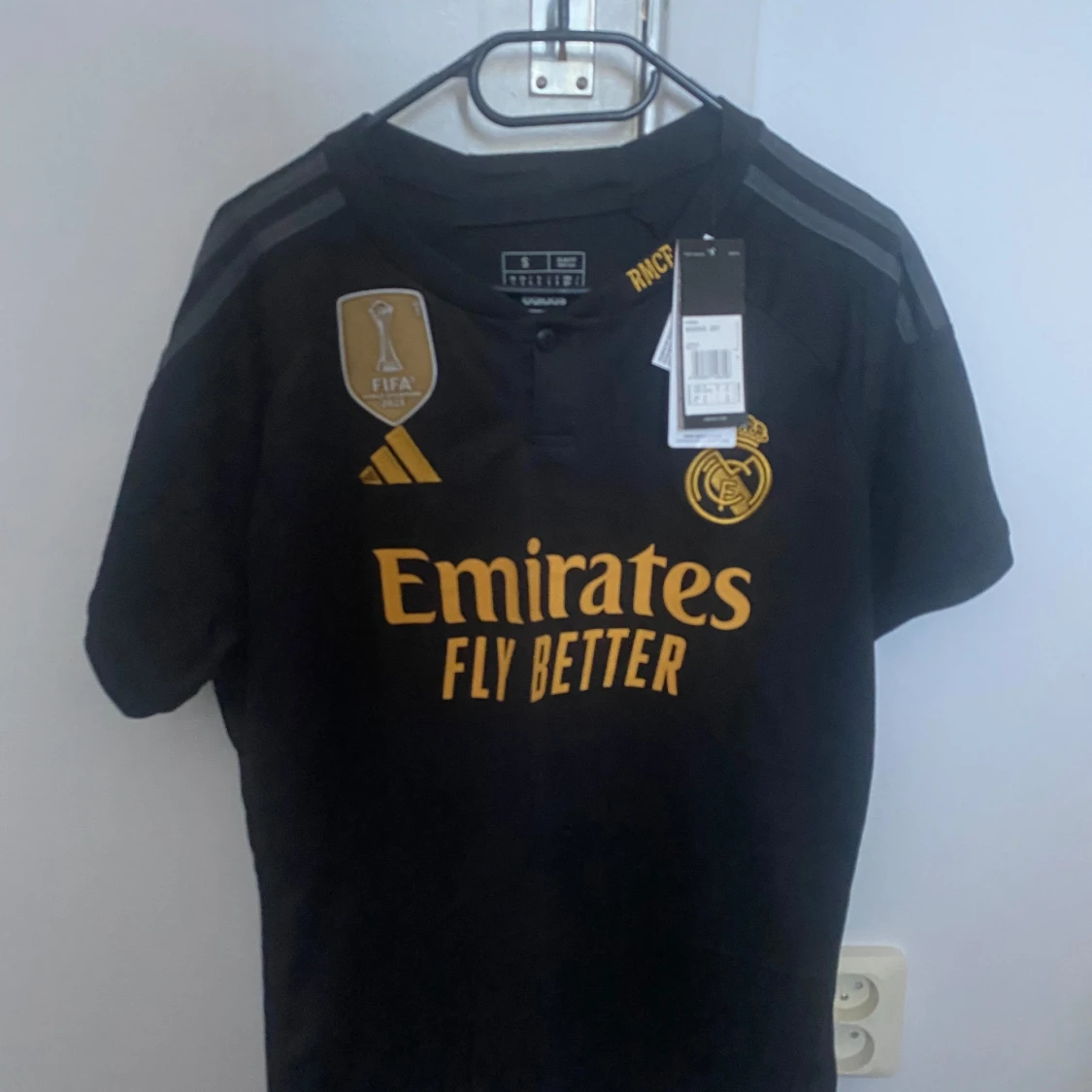 Real Madrid svart fotbollströja Vini Jr.