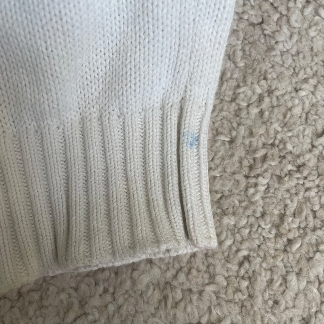 Vit stickad tröja från - 3