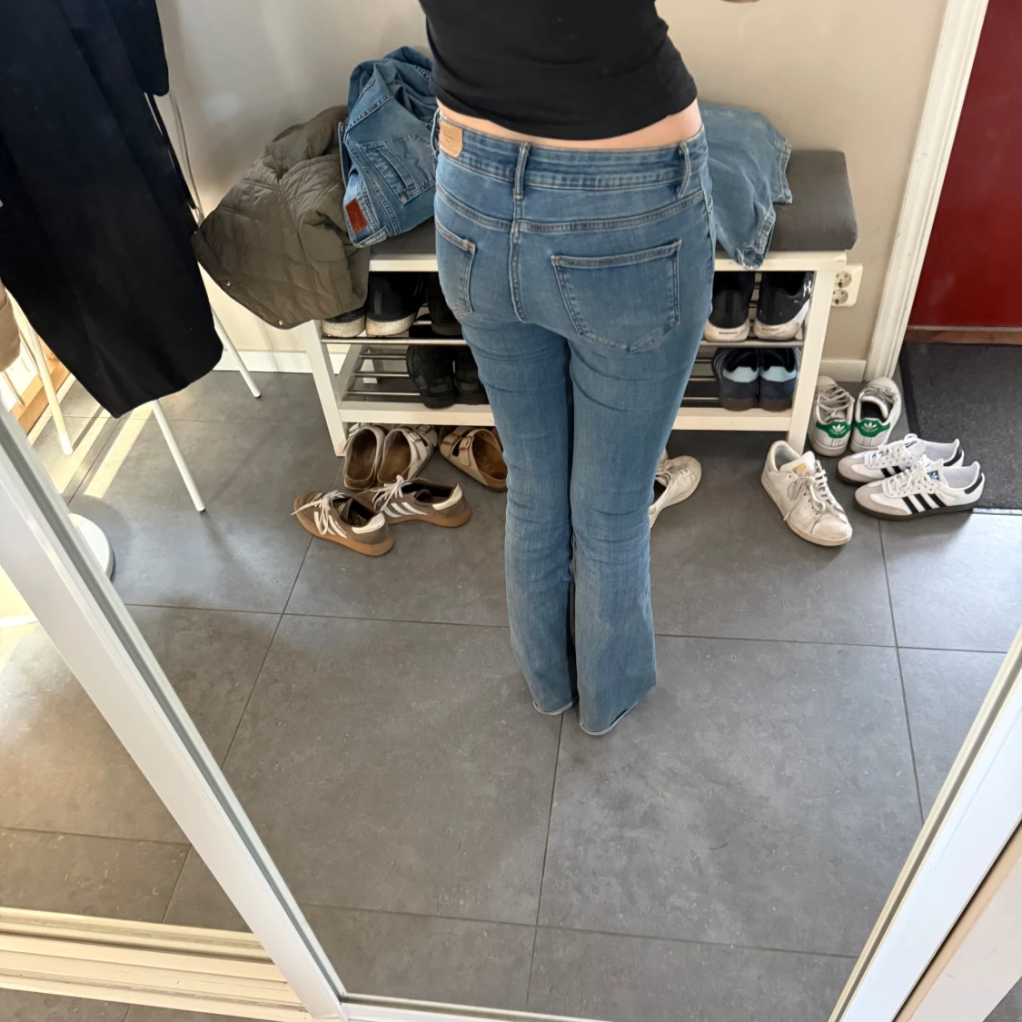 Blå bootcut jeans från Vero Moda - 1