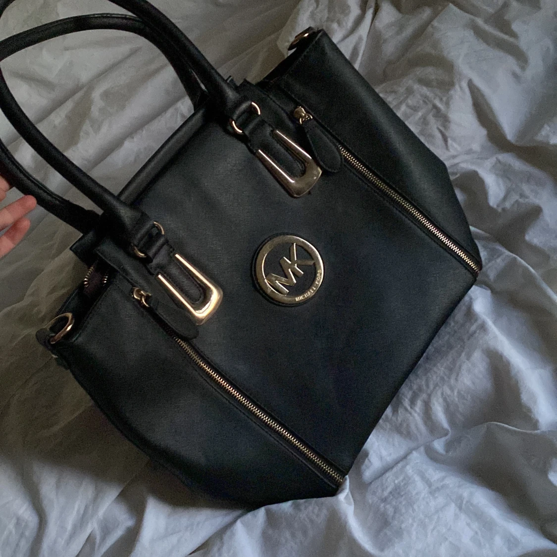 Svart handväska från Michael Kors