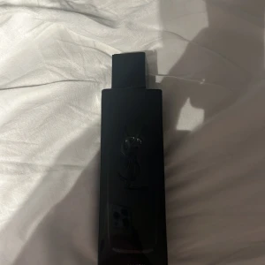 Ysl parfym  - 38-45 ml kvar 