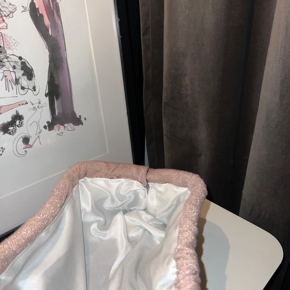 Glittrig rosa kuvertväska - 1