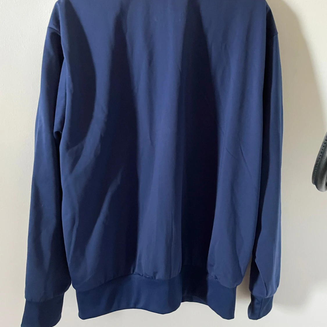 Blå Adidas track jacket med vita ränder - 1