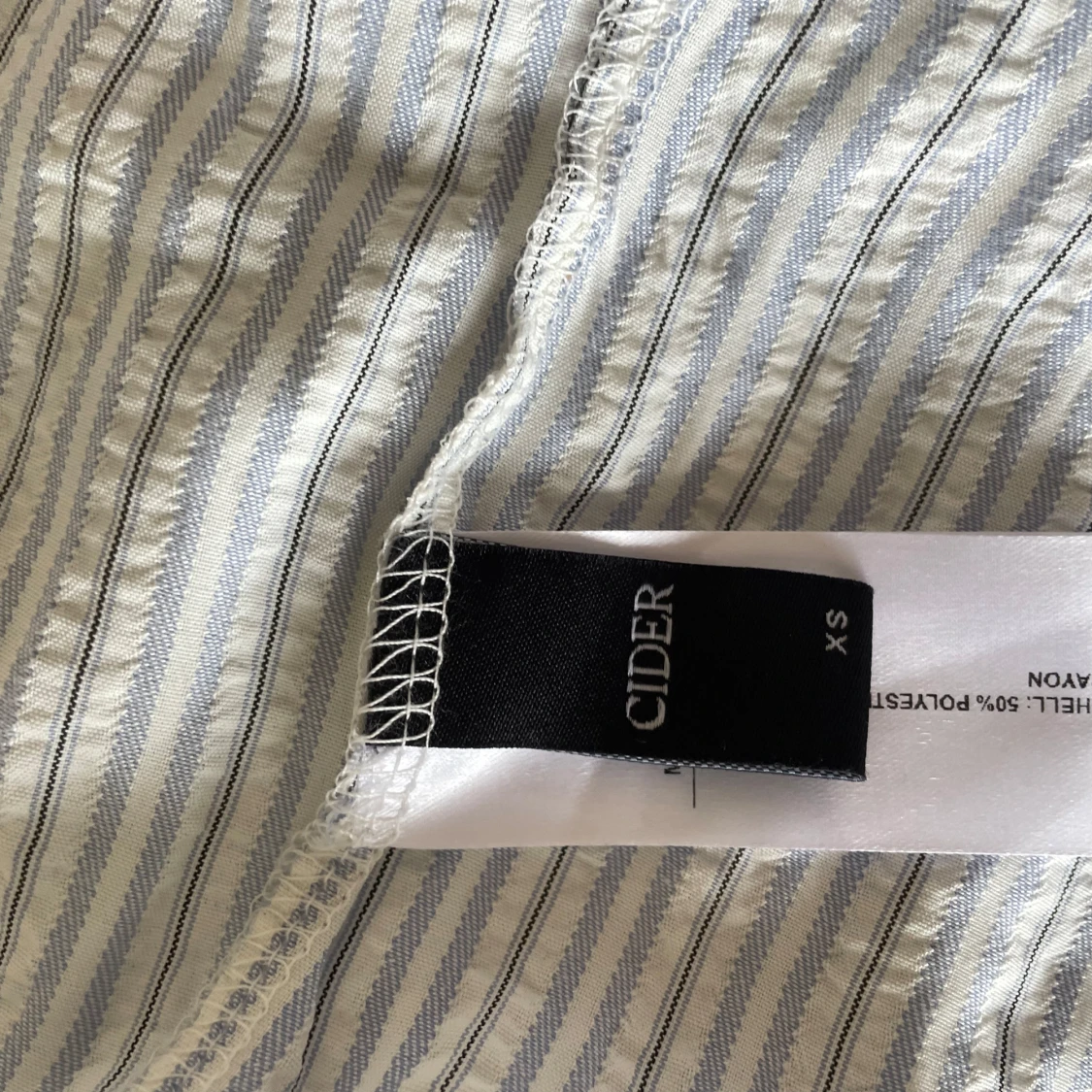 Randig kortklänning från Cider XS - 2