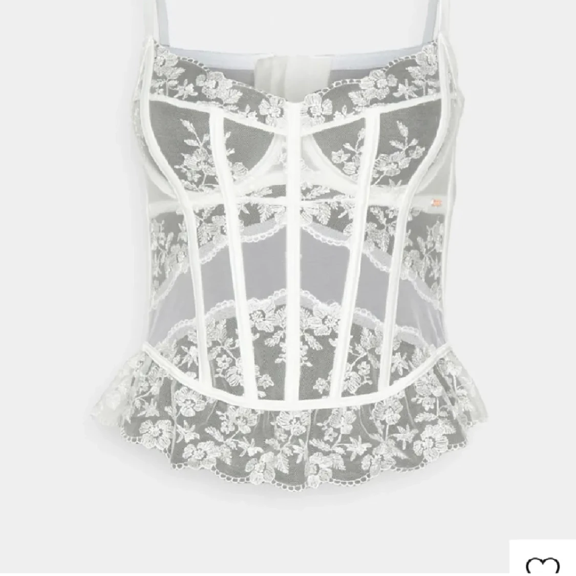 Vit spetskorsett från hunkemöller 