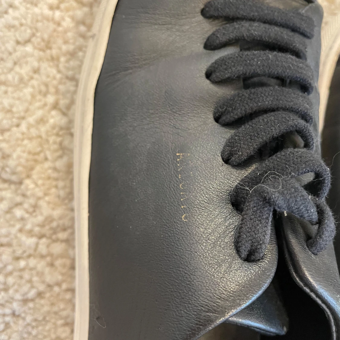 Svarta sneakers från Axel Arigato  - 3