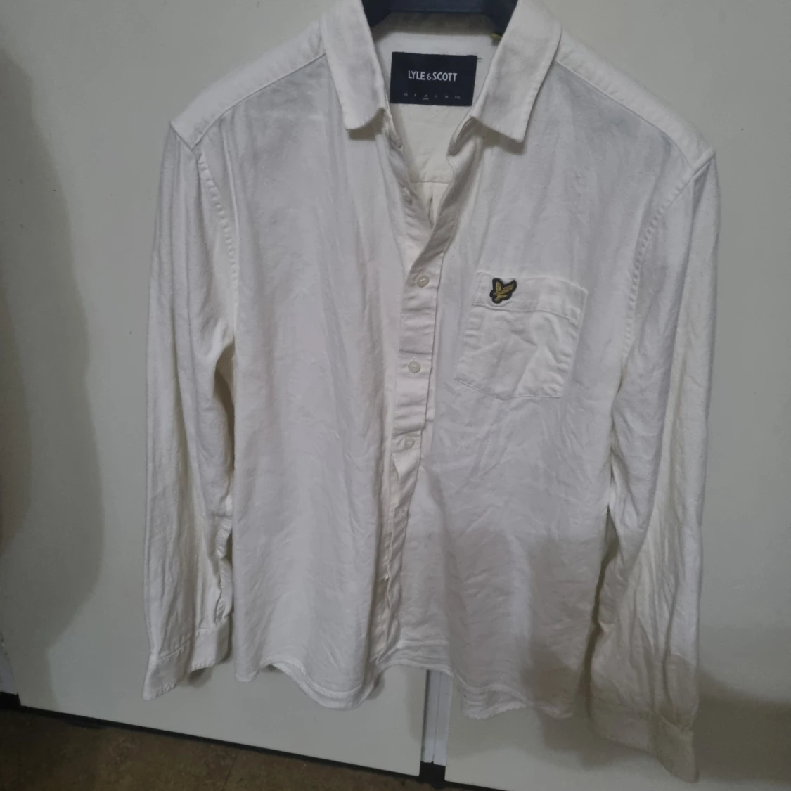 Vit skjorta från Lyle & Scott nyskick