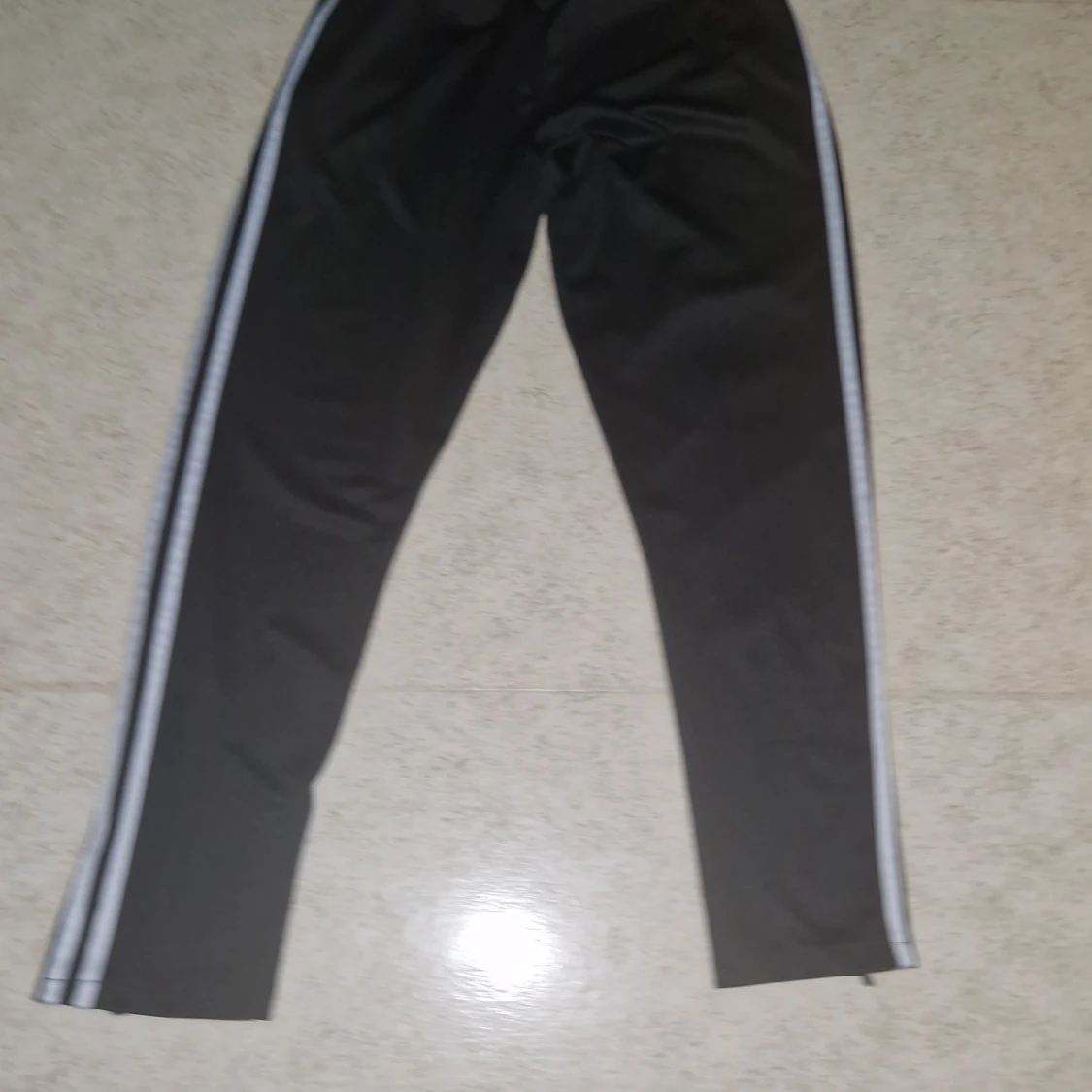 Real Madrid Adidas svarta träningsbyxor - 1