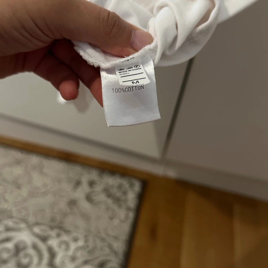 Vit t-shirt från Alo i bomull - 2