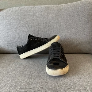 Lanvin skor  - Lanvin skor storlek 41-42 (uk7)| skick 8/10| nypris runt 5000kr mitt pris 2299kr| har du frågor är det bara att skriva!