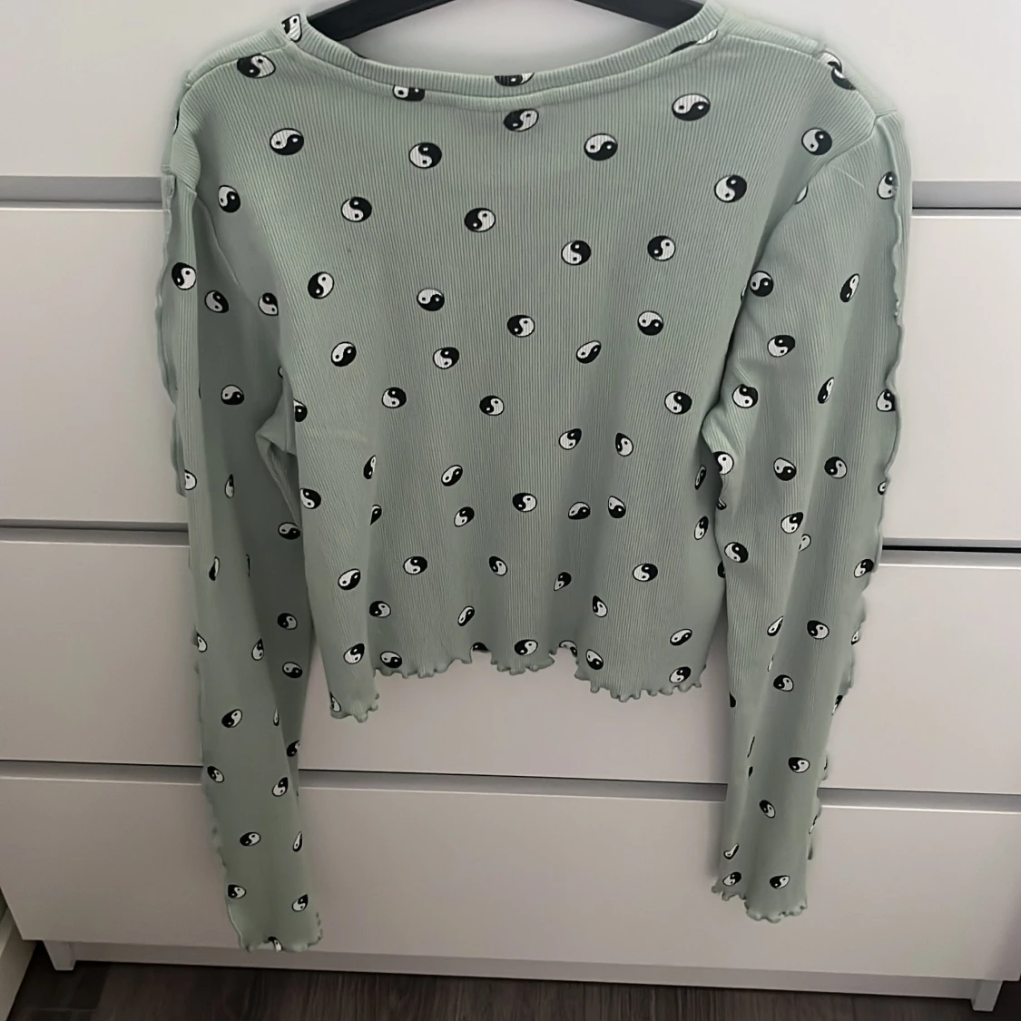 Grön ribbad tröja - 1