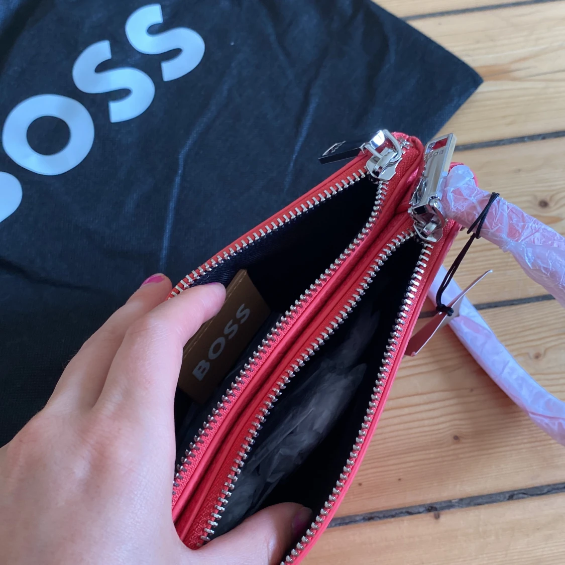 Rosa axelväska från BOSS - 3