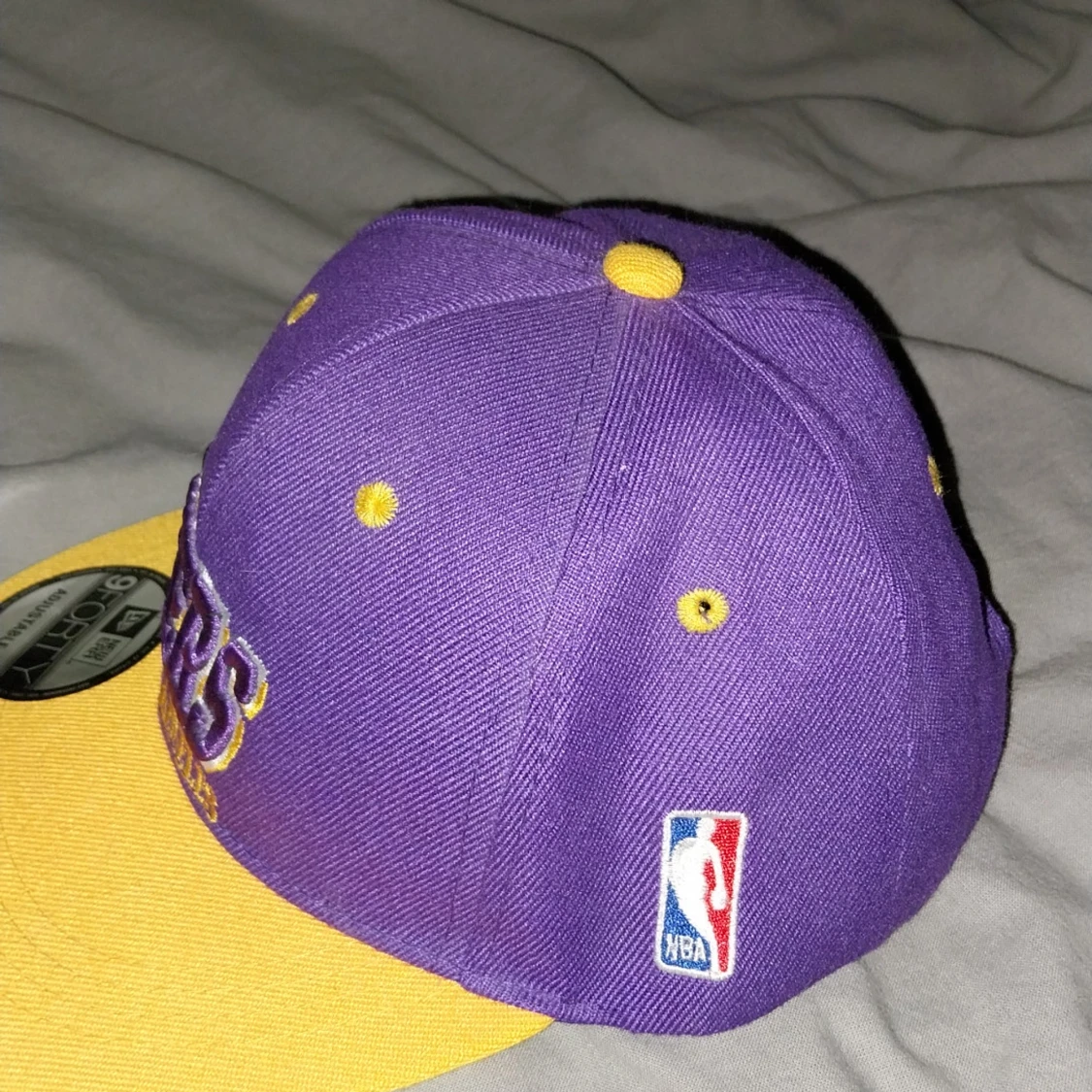 Lakers keps New Era  - 2