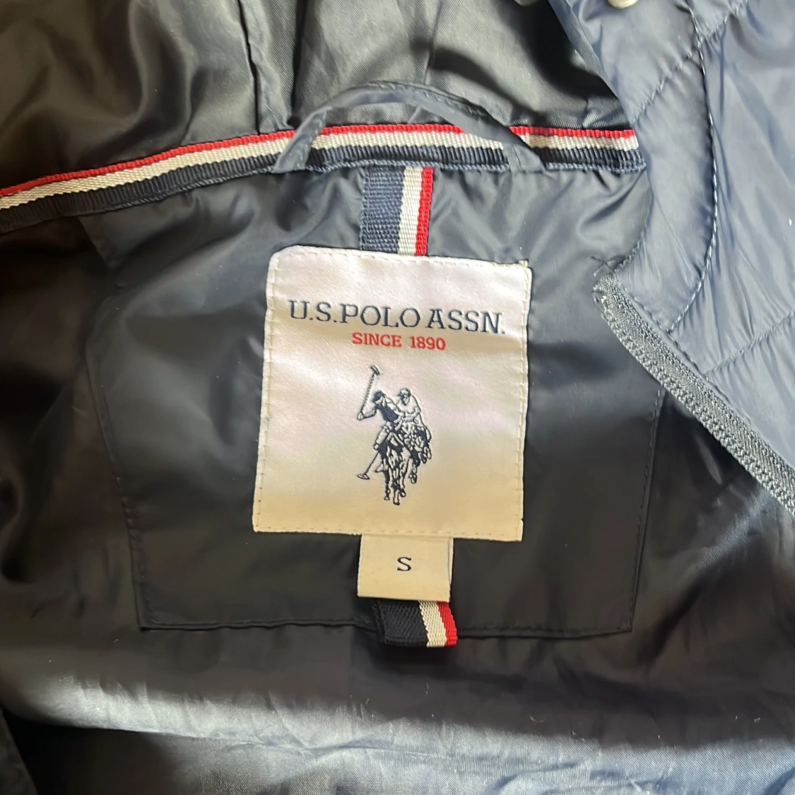 Mörkblå jacka från U.S. Polo Assn. - 2